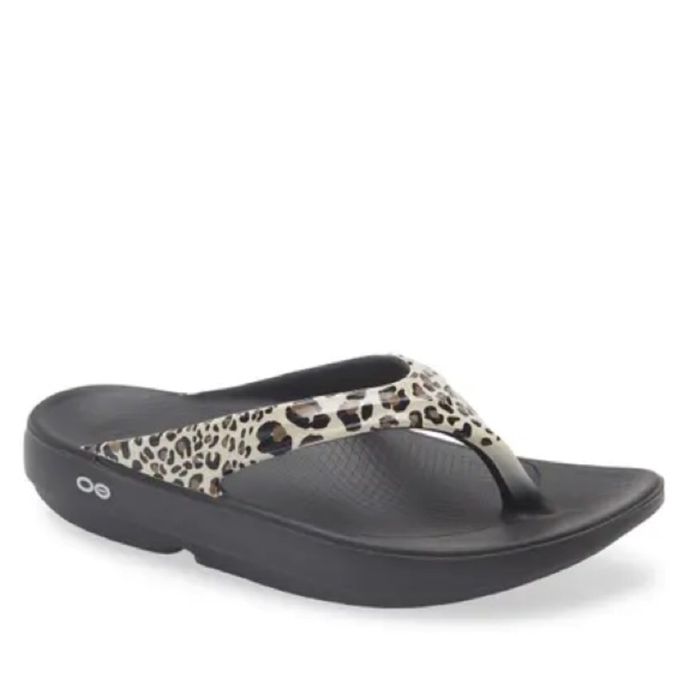 Oofos Oolala Leopard Print Sandals Size 9 Recovery Sandals Limited Edition - Picture 8 of 9